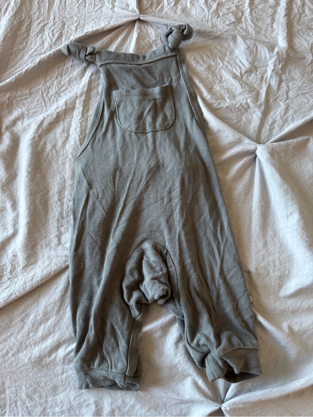 Kyte Baby Gray Knotted Strap Baby Overalls